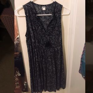 XS old navy black and white dress